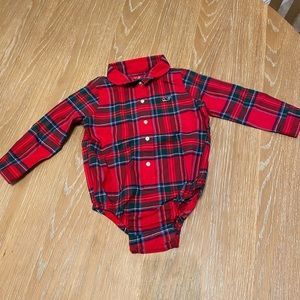 Vineyard Vines 12-18 months plaid onesie